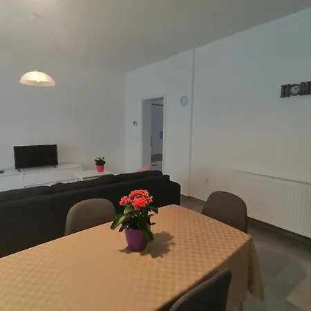Apartment Moderne Dunja In *